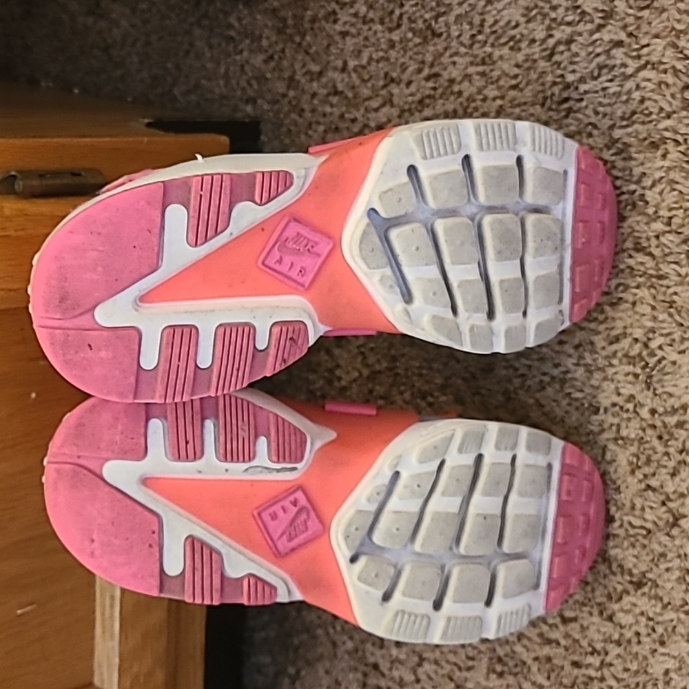 Womens Nike Air Huarache City Low Shoes - Picture 7 of 7